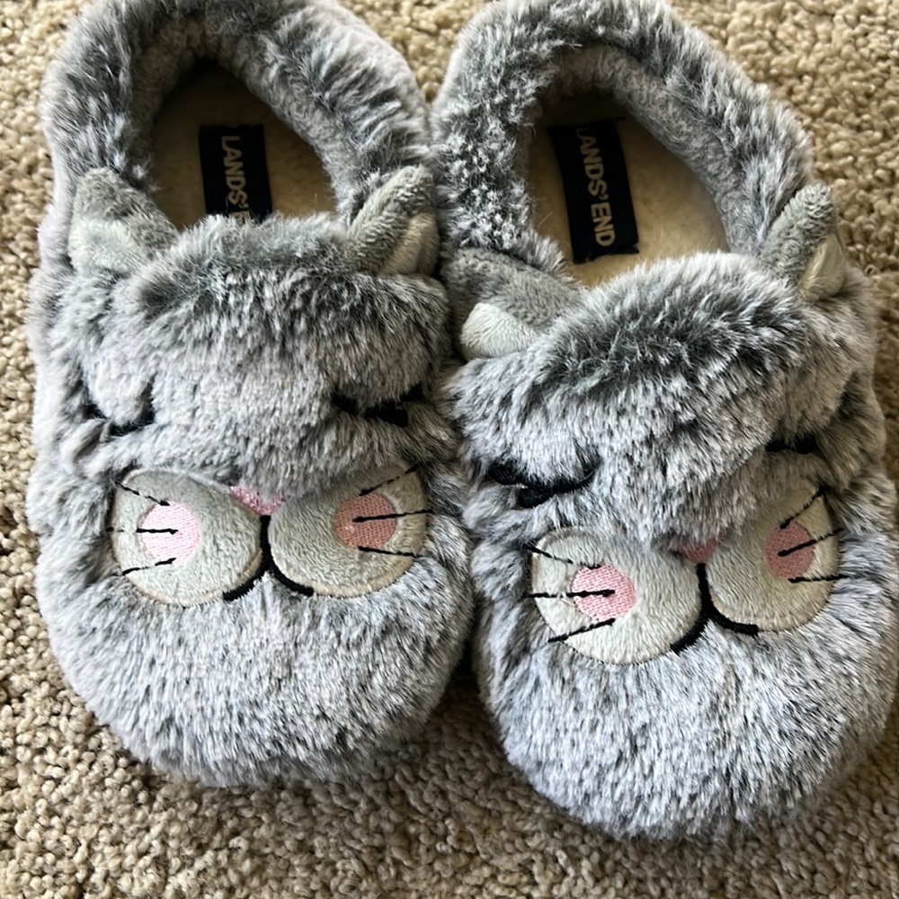 Lands end kitty slippers